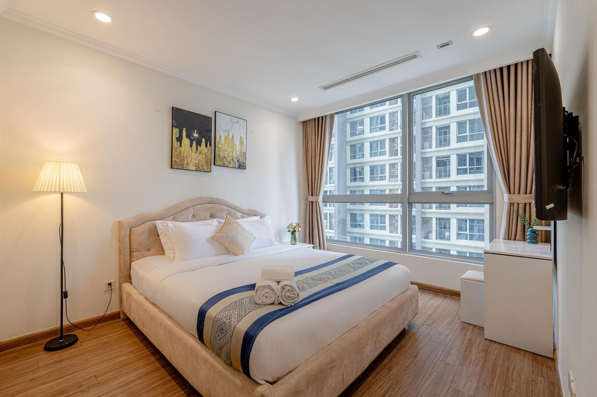 Vinhomes Park - Sy's Apartment
